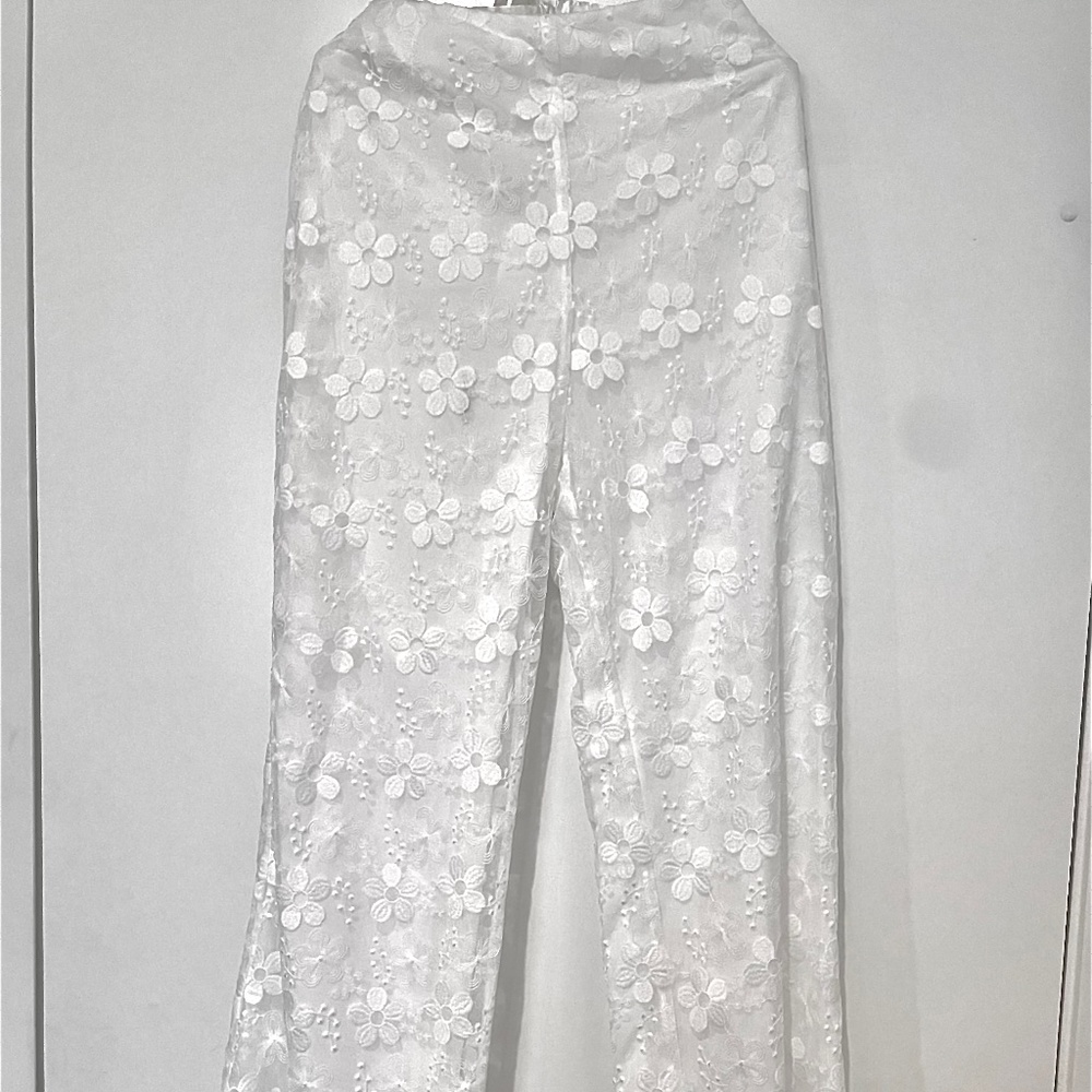 STAUD Vallea Floral Cropped Pants White